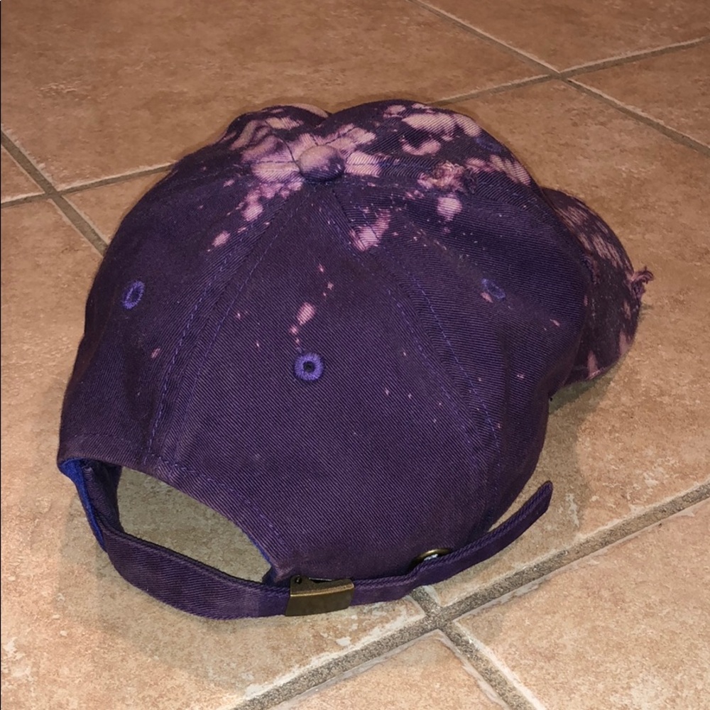 Baseball Cap - Picture 2 of 3